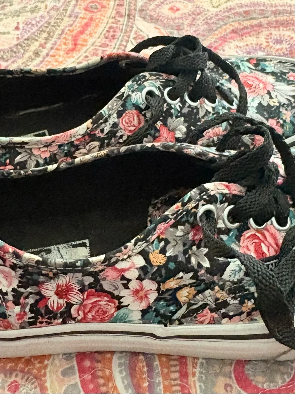Vans Authentic Multi-Floral Canvas Sneakers Women’s Sz 8